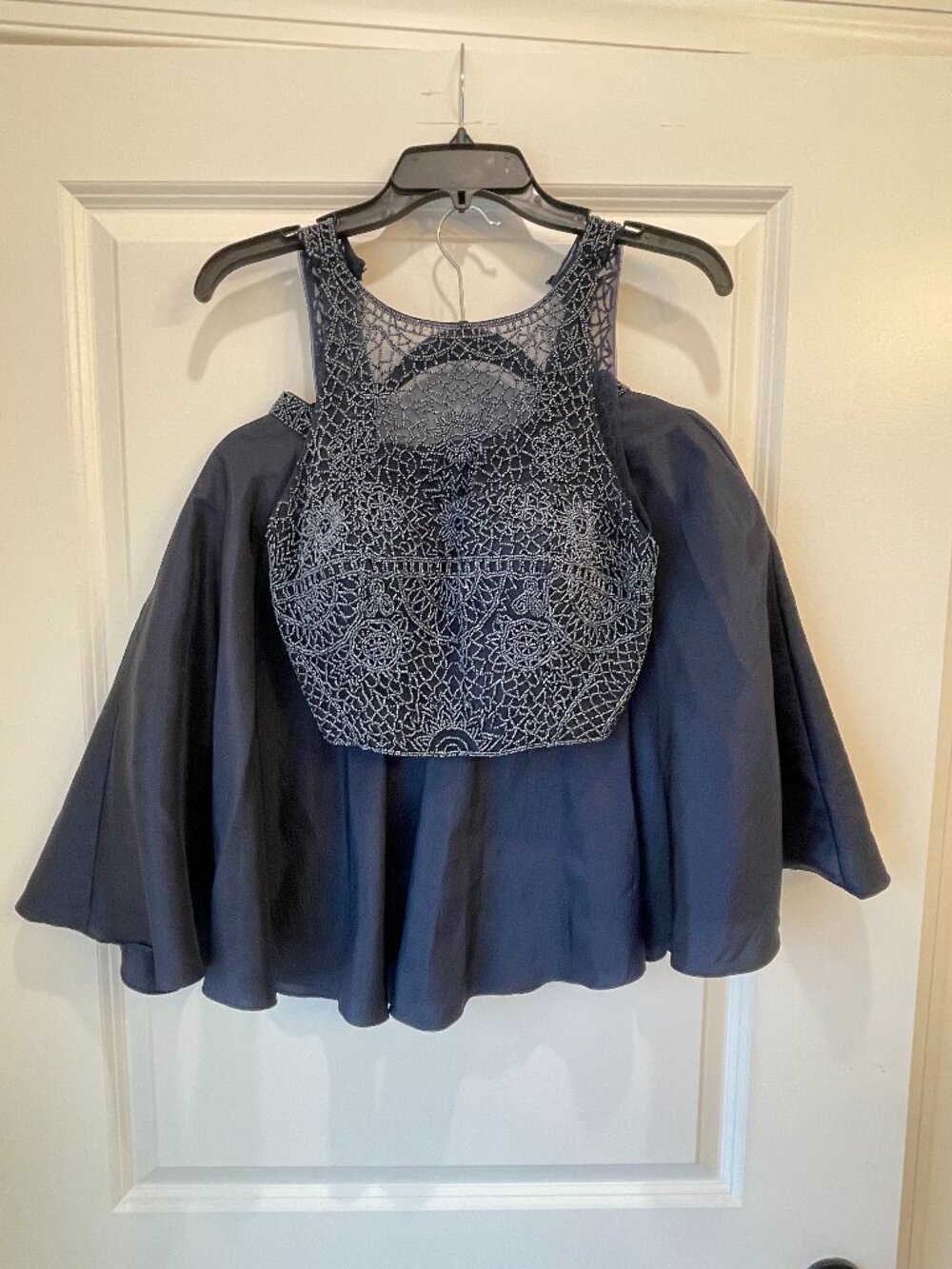 Sherri Hill 2 Piece Navy Homecoming Dress Short Halter Top Size 6/S Beaded Top